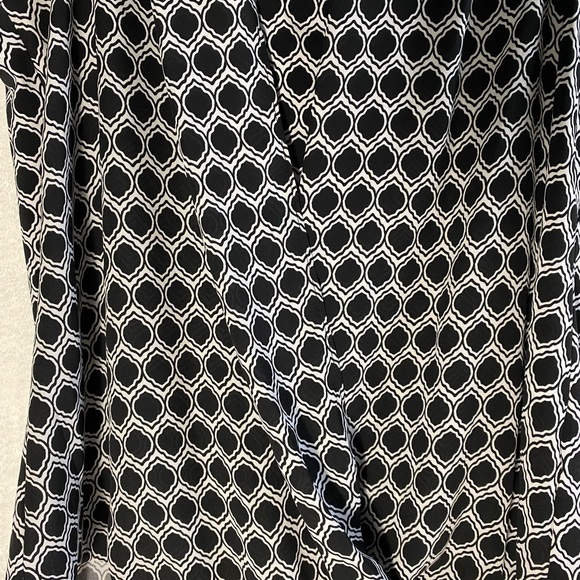 Charter Club sleeveless overlay top - Picture 5 of 6